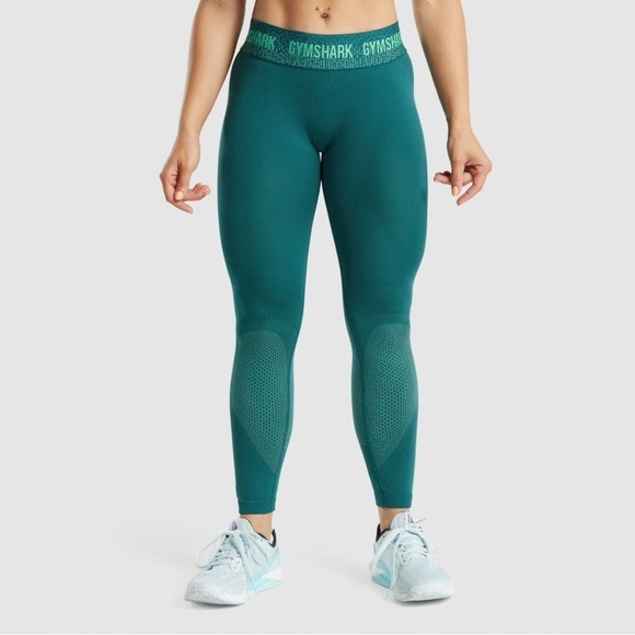 Gymshark Pants - Gymshark Green Performance Leggings High-Waisted Seamless
